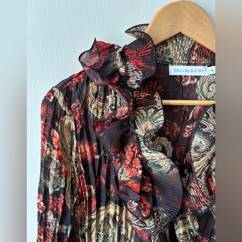 Vintage 90s Laura Petites Ruffled Button Front Pleated Floral and Paisley Blouse - Picture 9 of 15